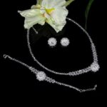 Komplet biżuterii ślubnej kolczyki, bransoletka i naszyjnik - obrazek 6