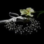 Ozdoba do włosów typu wianek