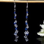 KOLCZYKI długie z kryształków Precioso z niebieskimi refleksami