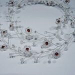 GAŁĄZKA ozdoba do włosów typu wianek z kryształkami i kwiatkami - obrazek 2