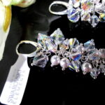 KOLCZYKI w kształcie gronek z kryształków Precioso i pereł - obrazek 3