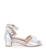 GINA - srebrne sandałki na niskim obcasie