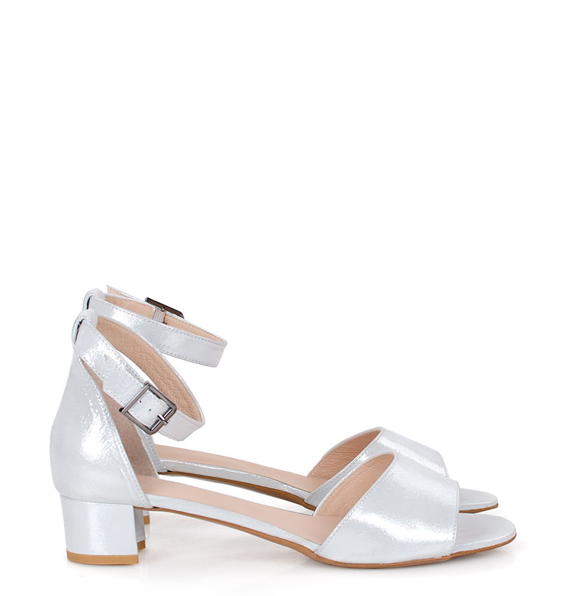 Gina-srebrne01.jpg GINA - srebrne sandałki na niskim obcasie - obrazek 1