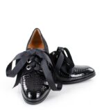 HELLEN - czarne półbuty sznurowane z lakierowanym przodem - obrazek 6