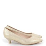 JESSICA - Jasno złote szpilki niskie, struktura satynowa