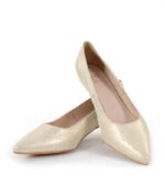 JESSICA - Jasno złote szpilki niskie, struktura satynowa - obrazek 5