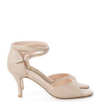 PALOMA- Beżowe sandałki do tańca z paskiem wokół kostki.