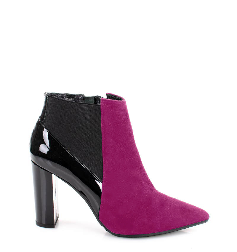 cora1-fuksja-welur.jpg CORA - Różowe krótkie botki na słupku - obrazek 1