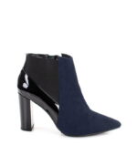 CORA - Granatowe krótkie botki na słupku