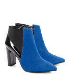 CORA - Niebieskie krótkie botki na słupku - obrazek 2