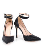 DENISE - Czarne szpilki z paskiem błyszczące - obrazek 2