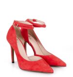 DENISE - Czerwone zamszowe szpilki z paskiem - obrazek 3