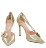 EMMA - Szpilki złote licowe z paseczkami i kokardką - obrazek 5