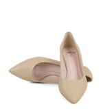 JESSICA - Beżowe niskie szpilki z licowej skóry - obrazek 4