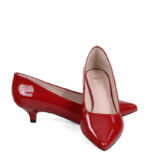 JESSICA - Czerwone niskie szpilki na kaczuszce z lakierowanej skóry - obrazek 3