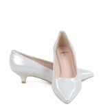 JESSICA - Srebrne, niskie szpilki z satynowanej skóry - obrazek 3