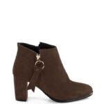 JUDITH - krótkie botki ciemno brązowe na słupku