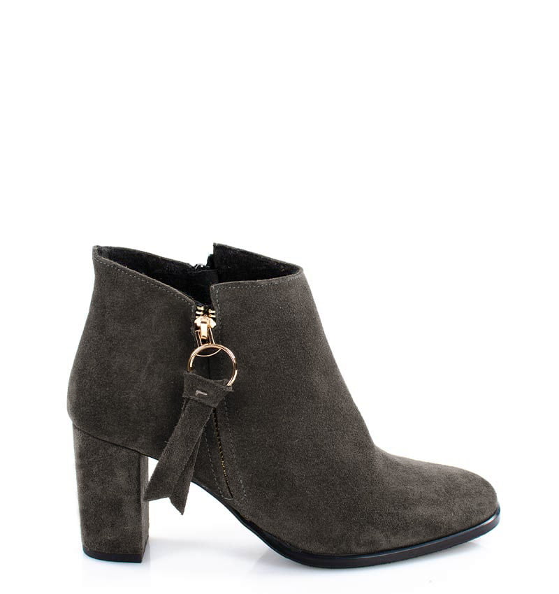 judith1-whisper-welur.jpg JUDITH - krótkie botki ciemno szare na słupku - obrazek 1