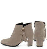 JUDITH - krótkie botki beżowe na słupku - obrazek 3