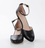 LINDA - Czarne szpilki z paskiem, niski obcas, skóra licowa - obrazek 6