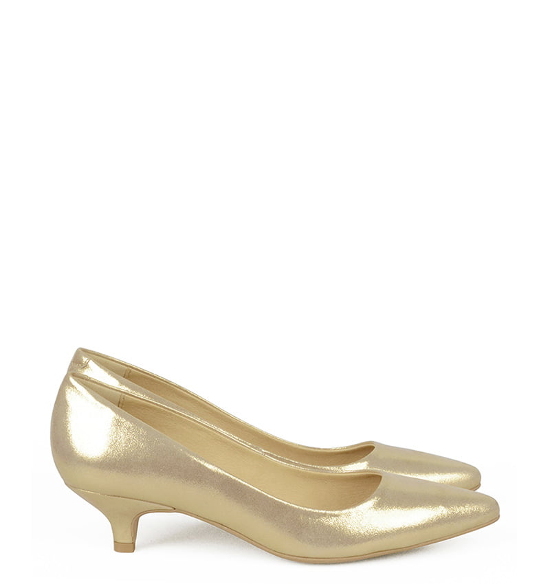 michelle-gold-satin-a.jpg MICHELLE - Złote szpilka na niskim obcasie z satynowanej skóry - obrazek 1