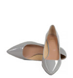 MICHELLE - Szare niskie szpilki z lakierowanej skóry - obrazek 5