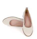 NIKA - Beżowe baleriny z lamówką na podeszwie - obrazek 6
