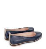 NIKA - Granatowe baleriny z beżową lamówką na podeszwie - obrazek 6