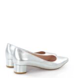 WERONICA - Srebrne czółenka na niskim obcasie z licowej skóry - obrazek 6