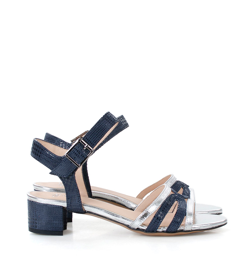 zaja-niebieskie.jpg ZAJA - niebiesko srebrne sandałki na niskim obcasie - obrazek 1